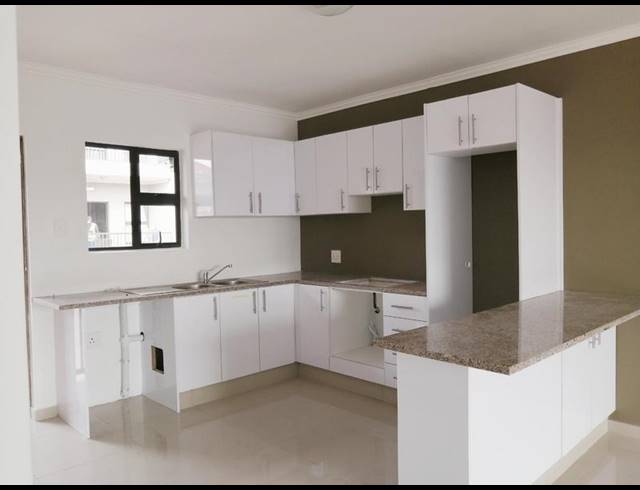 2 BEDROOM PROPERTY TO RENT IN BLUFF